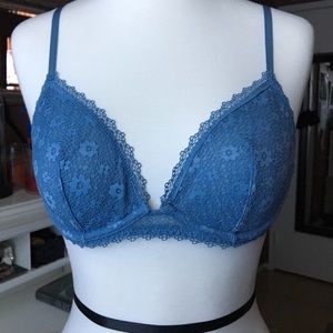 Victoria’s Secret Medium lace Bralette